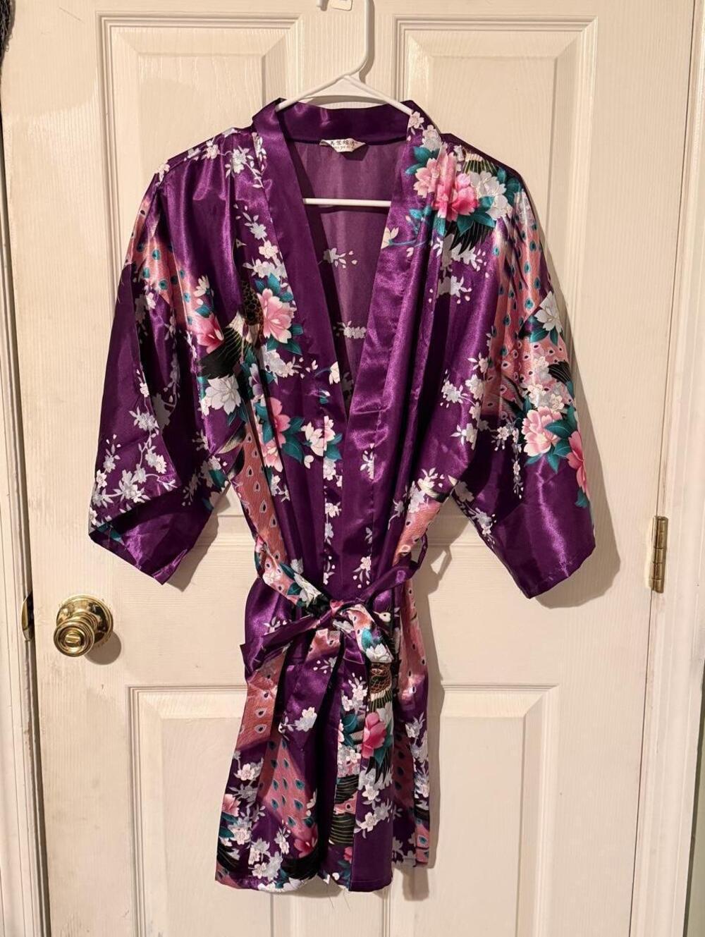 90s Vintage Mei Ye Si Da Purple Peacock Floral Silky Kimono Robe One Size